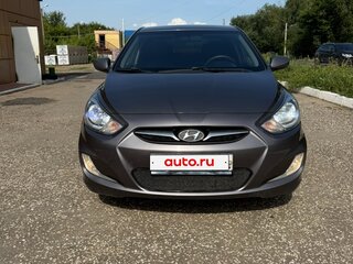 2014 Hyundai Solaris I, серый, 900000 рублей, вид 2