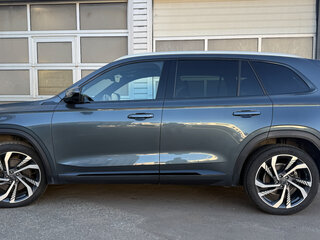 2023 Geely Monjaro (Xingyue L) I, серый, 3100000 рублей, вид 1