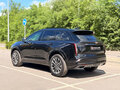 2025 Cadillac XT5 II, чёрный, 6490000 рублей - вид 4