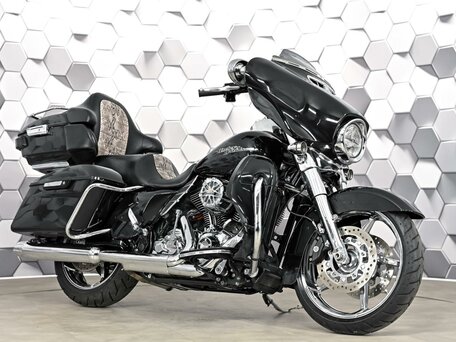 2013 Harley-Davidson Street Glide, чёрный, 1299000 рублей, вид 1