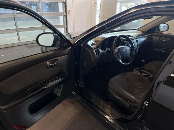 2010 Kia Magentis 5-speed II Рестайлинг, чёрный, 514000 рублей - вид 20