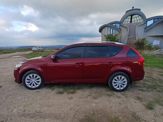 2010 Kia Ceed I Рестайлинг, красный, 600000 рублей, вид 2