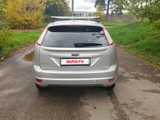 2010 Ford Focus II Рестайлинг, серебристый, 340000 рублей, вид 4