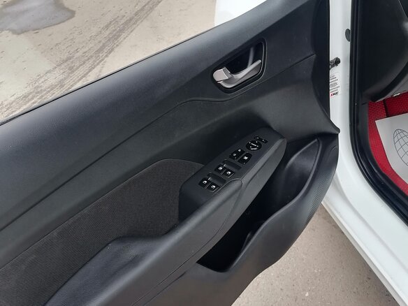2018 Hyundai Solaris II, белый - вид 6