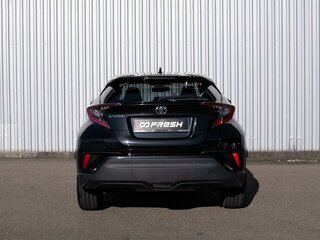 2019 Toyota C-HR I, чёрный, 1899000 рублей, вид 4