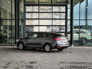 2021 Hyundai Solaris II Рестайлинг, серый, 1550000 рублей, вид 5