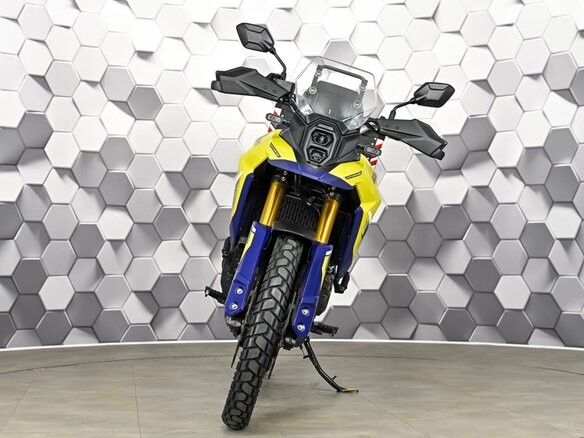 2024 Suzuki V-Strom 800DE, жёлтый, 999000 рублей - вид 4