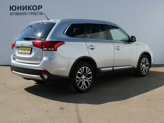 2016 Mitsubishi Outlander III Рестайлинг 2, серебристый, 2199000 рублей, вид 5