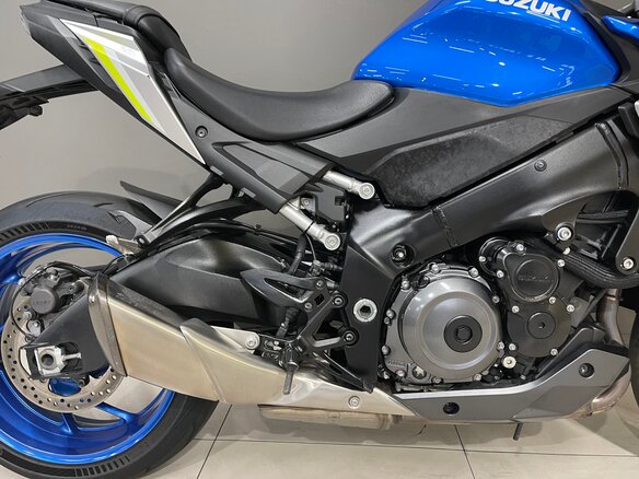 2021 Suzuki GSX-S 1000, синий, 1100000 рублей - вид 18