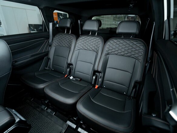 2026 Geely Okavango I Рестайлинг, белый, 4092510 рублей - вид 11