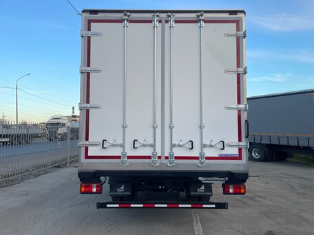 2026 Sinotruk Howo 4X2, красный, 6600000 рублей, вид 5