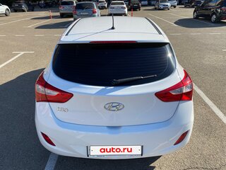 2015 Hyundai i30 II Рестайлинг, белый, 1320000 рублей, вид 3