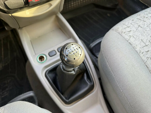 2007 Lada (ВАЗ) Kalina I, серебристый, 151564 рублей - вид 12