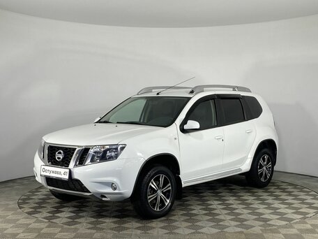 Nissan Terrano III (D10)