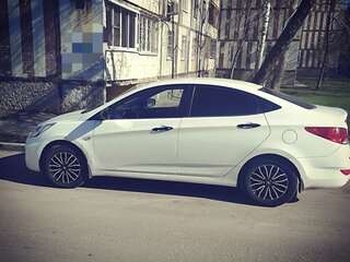 2011 Hyundai Solaris I, белый, 650000 рублей, вид 2