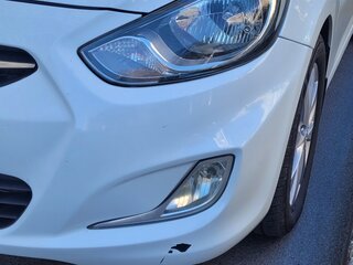 2011 Hyundai Solaris I, белый, 700000 рублей, вид 4