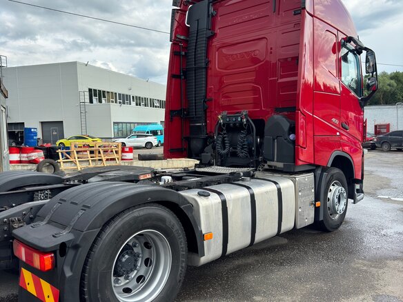 2018 Volvo FH, красный, 8790000 рублей - вид 11