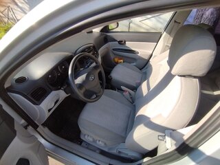 2007 Hyundai Verna II, серебристый, 430000 рублей, вид 5