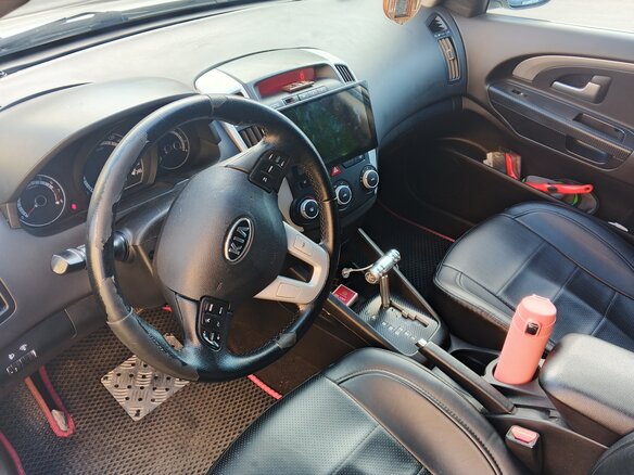 2011 Kia Ceed I Рестайлинг, серебристый, 850000 рублей - вид 7