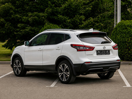 2022 Nissan Qashqai II Рестайлинг, белый, 2195000 рублей, вид 4
