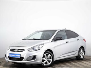 2013 Hyundai Solaris I, серебристый, 749000 рублей, вид 3