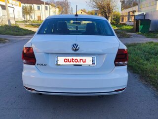 2017 Volkswagen Polo V Рестайлинг, белый, 999000 рублей, вид 5