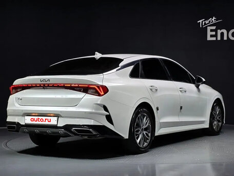 2022 Kia K5 III, белый, 2160000 рублей, вид 4