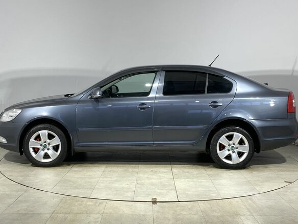 2012 Skoda Octavia II (A5) Рестайлинг, серый, 885000 рублей - вид 10