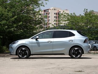 2026 MG 4 EV 53.95 kWh II, голубой, 1650000 рублей, вид 4