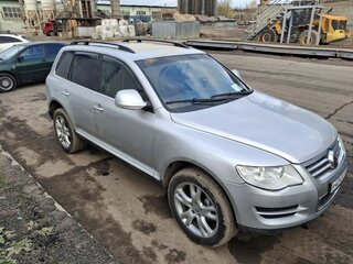 2006 Volkswagen Touareg I Рестайлинг, серый, 900000 рублей, вид 3