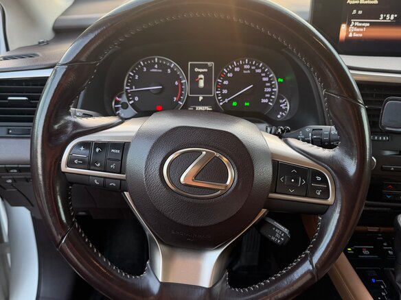 2018 Lexus RX 300 IV, белый, 3400000 рублей - вид 13