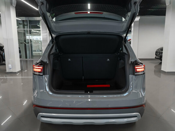 2026 Volkswagen Tharu XR, серый, 3000000 рублей - вид 20