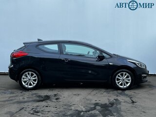 2017 Kia Ceed II Рестайлинг, чёрный, 1390000 рублей, вид 4