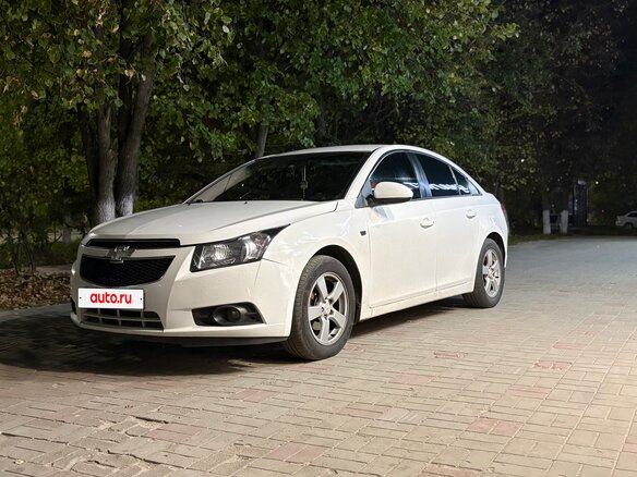 2012 Chevrolet Cruze I, белый, 555555 рублей - вид 2