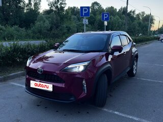 2021 Toyota Yaris Cross I, красный, 1700000 рублей, вид 1