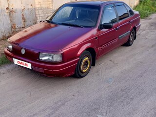 1989 Volkswagen Passat B3, красный, 70000 рублей, вид 1