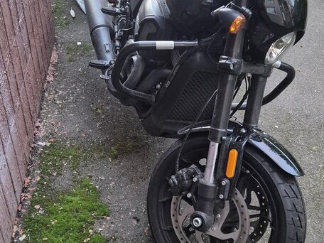 2018 Harley-Davidson Street Rod, чёрный, 675000 рублей, вид 2