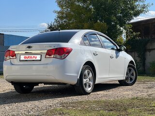 2012 Chevrolet Cruze I, белый, 750000 рублей, вид 3