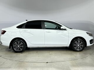 2024 Lada (ВАЗ) Vesta I Рестайлинг (NG), белый, 1250000 рублей, вид 5