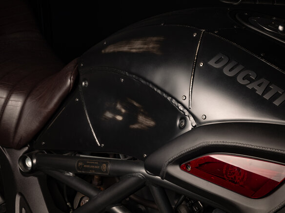2017 Ducati Diavel, чёрный, 1945000 рублей - вид 4