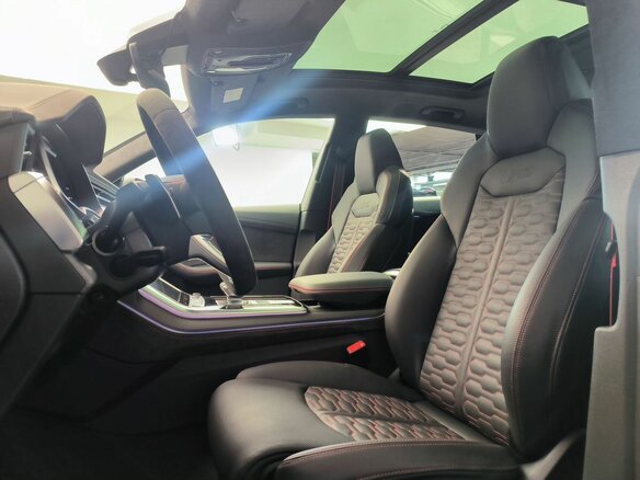 2025 Audi RS Q8 Performance I Рестайлинг, чёрный, 22250000 рублей - вид 10
