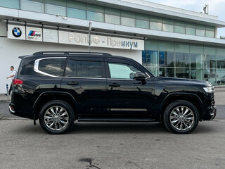 2024 Toyota Land Cruiser 300 Series, чёрный, 11750000 рублей, вид 4