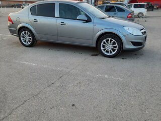 2012 Opel Astra H Рестайлинг, серый, 800000 рублей, вид 1