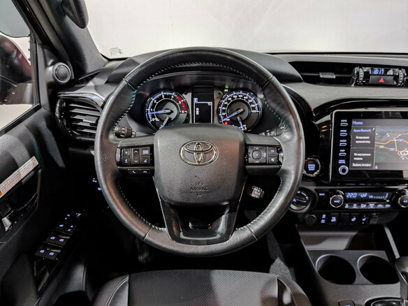 2020 Toyota Hilux VIII Рестайлинг 2, красный - вид 21