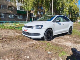 2013 Volkswagen Polo V, белый, 690000 рублей, вид 1