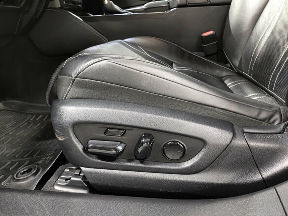 2019 Lexus ES 250 VII, чёрный - вид 25