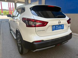 2022 Nissan Qashqai II Рестайлинг, белый, 1810000 рублей, вид 4