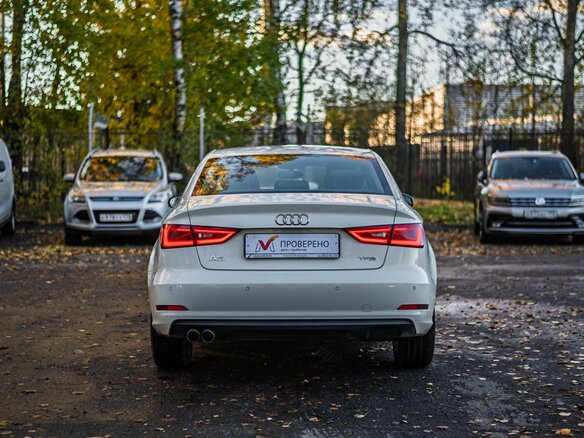 2015 Audi A3 III (8V), белый - вид 3