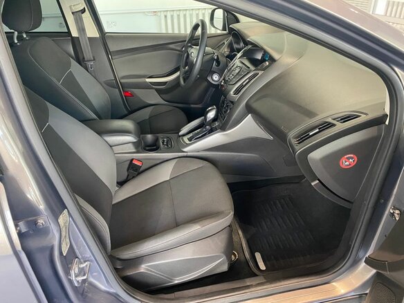 2013 Ford Focus III, коричневый - вид 19