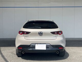 2022 Mazda 3 IV (BP), бежевый, 1163000 рублей, вид 4
